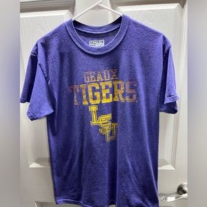 LSU Tigers mens t- shirt Size M.